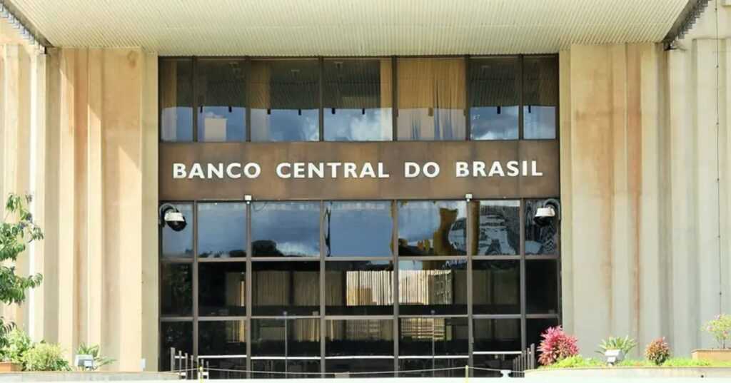banco-central-revela-2-situacoes-que-liberam-a-reducao-do-limite-do-cartao-de-credito